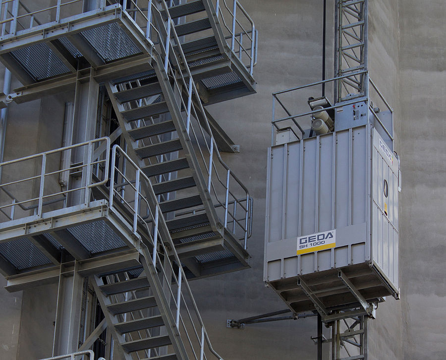 Multi-chamber silo, cement plant 1